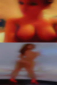 Freaky bifemale that loves pussy.